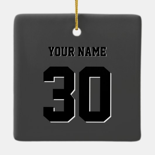 シンプル黒のカスタム番号と名前 セラミックオーナメント (裏面)