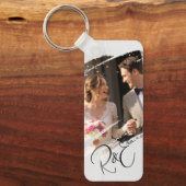 シンプル黒エレガント白2枚フォトキープサケ キーホルダー (正面)