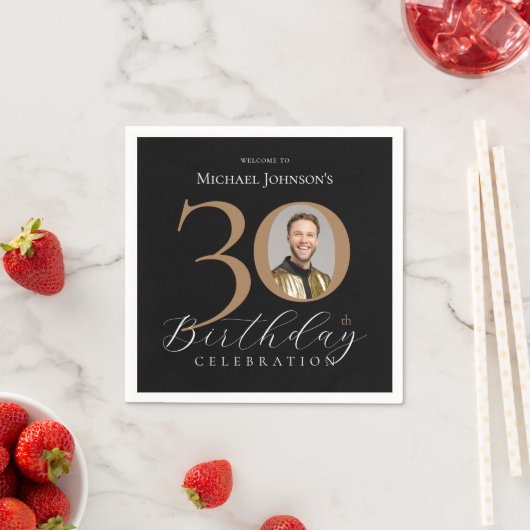 シンプル黒エレガント金ゴールド30歳の誕生日 スタンダードカクテルナプキン (インサイチュ)