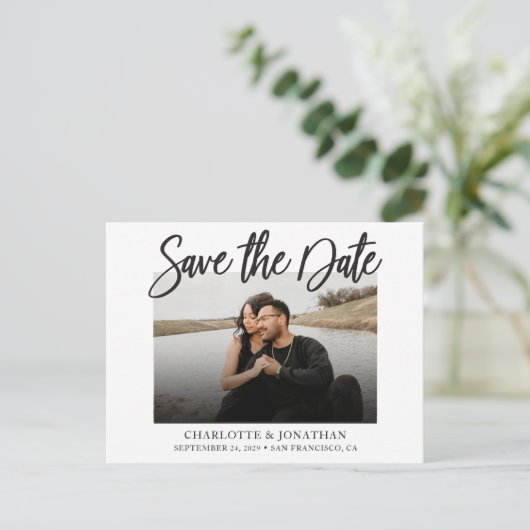 シンプル黒モダンと白の写真日付を保存 ポストカード (スタンド正面)