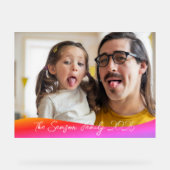 シンプル1写真フルカバレッジ – スクリプト文字オーバーレイ アクリルサイン (正面)