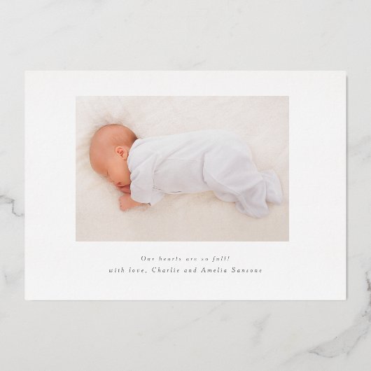 シンプル3写真コラージュベビー誕生発表金ゴールド 箔招待状 (裏面)