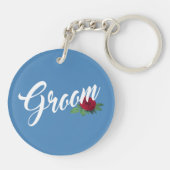 シンプル グルーム フローラル ウェディング カリグラフィー | キーチェーン (裏面)