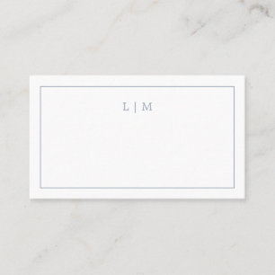 シンプル ダスティーブルー モノグラム エレガント ウェディング プレイスカード