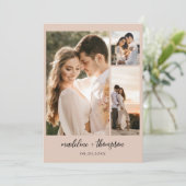 シンプル ボーホー ベージュ スクリプト フォト QR コード ウェディング 招待状 (スタンド正面)