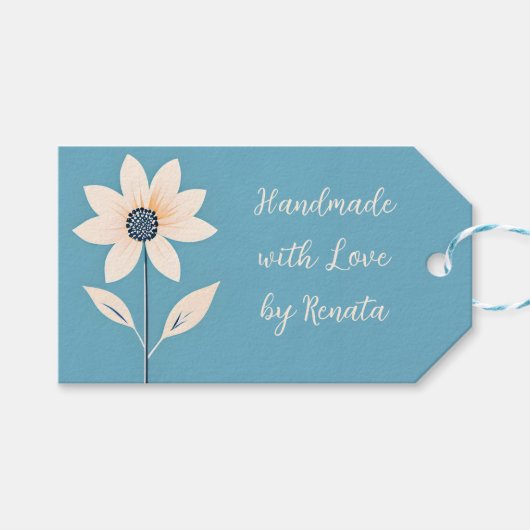 シンプル ミニマリスト クリーム色の花 ブルー背景 ギフトタグ (正面(横))