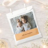 シンプル ミニマル あなたの写真を追加して テキスト クリスマス フェイバーバッグ (クリップ留めされた状態)