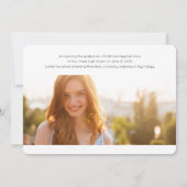 シンプル モダン 2 フォト 卒業おめでとうカード 招待状 (裏面)