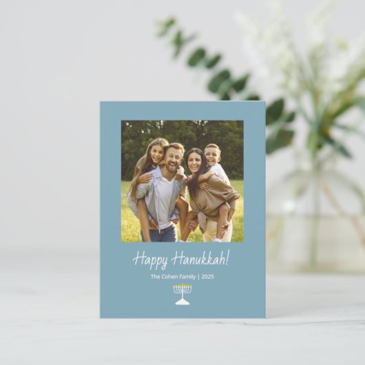 シンプル(ユダヤ教)メノラーフモダンァミリ写真ハヌカー シーズンポストカード (スタンド正面)