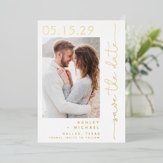 シンプルScriptタイポグラフィ2 Photo Save the Date 箔招待状 (立ち正面)