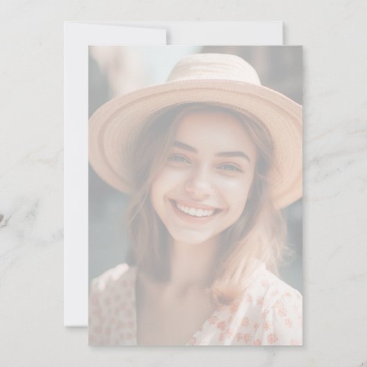 シンプルScript Vellumフェイク Overlay写真卒業 案内状 (裏面)