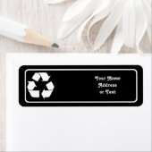 シンボルのリサイクル – 白（黒い背景の場合） ラベル (インサイチュ)