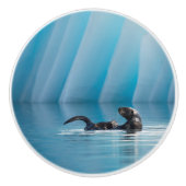 シーよくはしゃぐオッター セラミックノブ (正面)