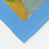 シーガラス、ビーチガラスの暗い色 フリースブランケット (角)