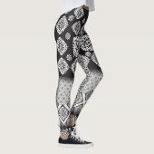 シークイン、フリース、フレアレギンス | ラグジュアフィット レギンス (右)