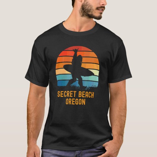 シークレットビーチオレゴンサスカッチお土産 Tシャツ (正面)