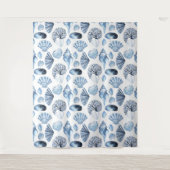 シーシェルズパターンインブルービーチハウス タペストリー (正面)