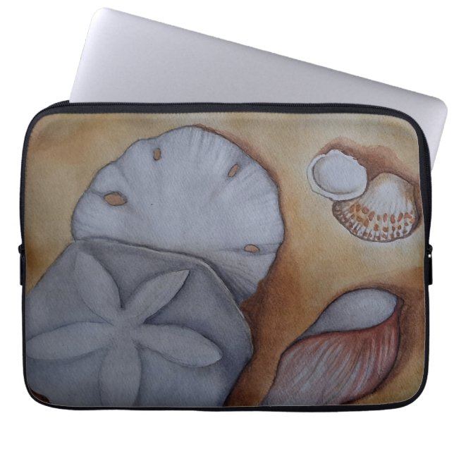 シーショアでの貝殻 ラップトップスリーブ (正面)