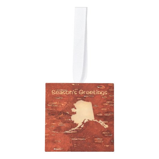 シーズンの挨拶 – Alaska On Inner樺の木樹皮 キューブオーナメント (正面)