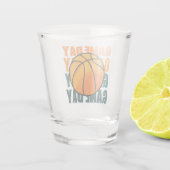 シーズンバスケットボールヴィンテージ試合日 ショットグラス (裏面)