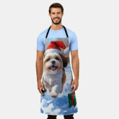 シーズー(犬)の走Tzuクリスマス帽子と雪 エプロン (着用した状態)