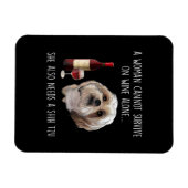 シーズー(犬)津 | A女性はワイン生き延びを一人で飲めない マグネット (横)