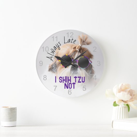 シーズー(犬)都常に遅い可愛いおもしろい犬写真 ラージ壁時計 (ホーム)
