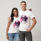 シーズー(犬)Tzu、サングラスとピンクバブルガム Tシャツ (ユニセックス)