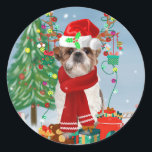 シーズー（犬）TZU DOG IN SNOW CHRISTMAS ラウンドシール<br><div class="desc">雪の中の犬はクリスマスのプレゼントと雪の秋は犬を愛する人のための完璧なギフトアイディアである。</div>