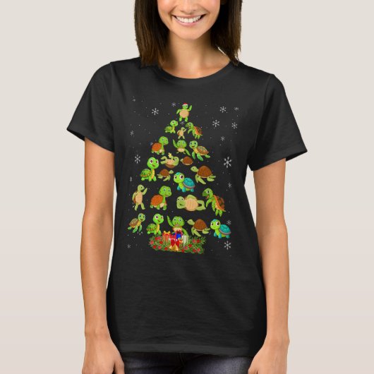 シータートルクリスマスツリーマッチングファミリークリスマスツリー Tシャツ (正面)