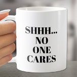 シーッ…コーヒーマ気にグはない コーヒーマグカップ<br><div class="desc">先にもしコーヒーが必要だ!シーッ…両面に気に印刷されるものはない。マグカップスタイル、ハンドル色、内側の色を選択し、背景色を任意に変更。誕生日プレゼント、母の日の贈り物、父の日の贈り物、同僚の贈り物、クリスマスプレゼント、妻や夫への贈り物、または自分自身と友人のための贈り物に最適で最高のす。その他のサイズ、ハンドル/インテリアの色とスタイル。</div>