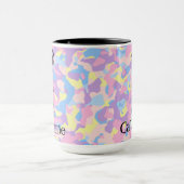 シーッ!愚かな人々から隠れているピンクの迷彩柄マグ マグカップ (中央)