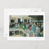 シードされたレーズンを工場で梱包する労働者 ポストカード (正面/裏面)