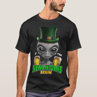 シーナニガンスエイリアン聖パトリックの日を始める Tシャツ