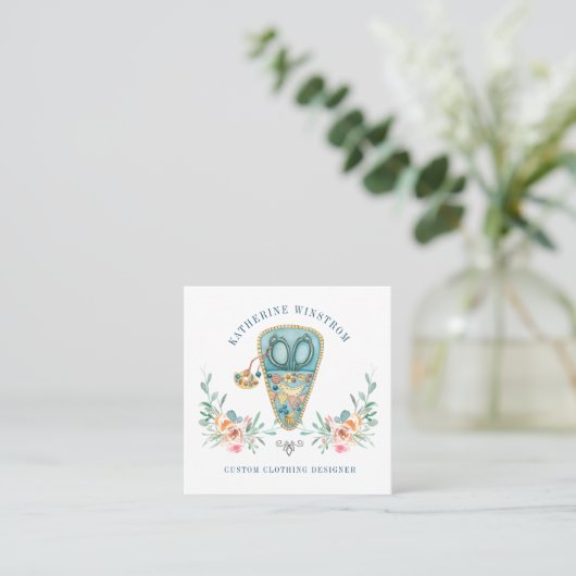 シーフォースファッションデザイナー裁縫ブルーピンク スクエア名刺 (スタンド正面)