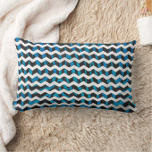 シーブラシェブロンブラックとブルー ランバークッション (ブランケット)