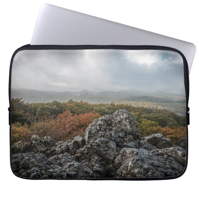 シーベンゲビルジュ – オーベルグ ラップトップスリーブ (正面)