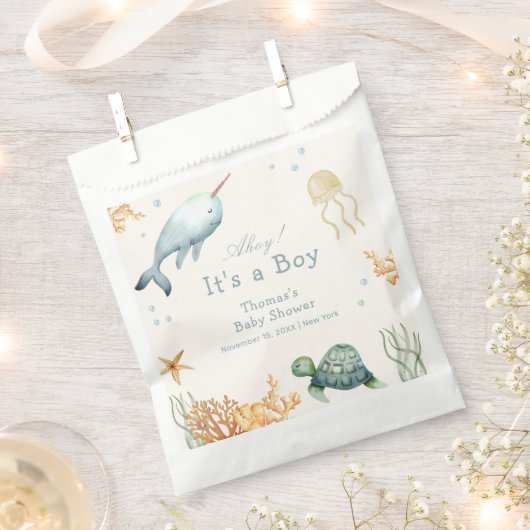 シーホエールボーイ赤ちゃんシャワーの下の中性アホイー フェイバーバッグ (クリップ留めされた状態)