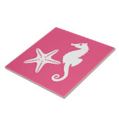 シーホースとヒトデ – コーラルピンクと白 タイル (側面)