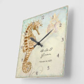 シーホース沿岸ビーチのパーソナライズされた結婚ギフト スクエア壁時計 (傾斜)