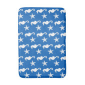 シーホース&スターフィッシュ – コバルトブルーの白 バスマット (正面縦)