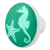 シーホース&スターフィッシュ – ティール（緑がかった色）とシーショムグリーン セラミックノブ (右)