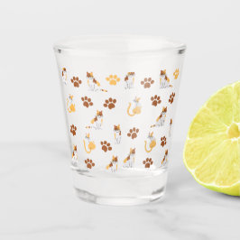 シームレよくはしゃぐス猫パターン – かわいい漫画子猫 ショットグラス