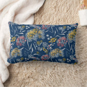 シームレスかわいい小さな花の花柄navy vi ランバークッション (ブランケット)