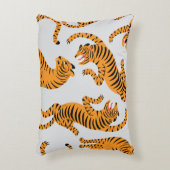 シームレスなタイガーパターン、野生生物のテーマ。 アクセントクッション (正面(垂直))