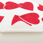 シームレスなバレンタインデー赤いハートホワイトパターンb シェルパブランケット (3/4)