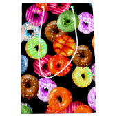 シームレスなパターンをドーナツとバックグラース。&アイディア ミディアムペーパーバッグ (正面)