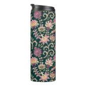 シームレスなフローラ背景。ピンクの花と葉 タンブラー (回転右)