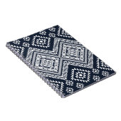 シームレスなヴィンテージトバルパターンデザイン。モスタイリッシュー ノートブック (右側)