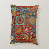 シームレスなヴィンテージパッチワークタイルとペイズリーとm アクセントクッション (裏面(縦))